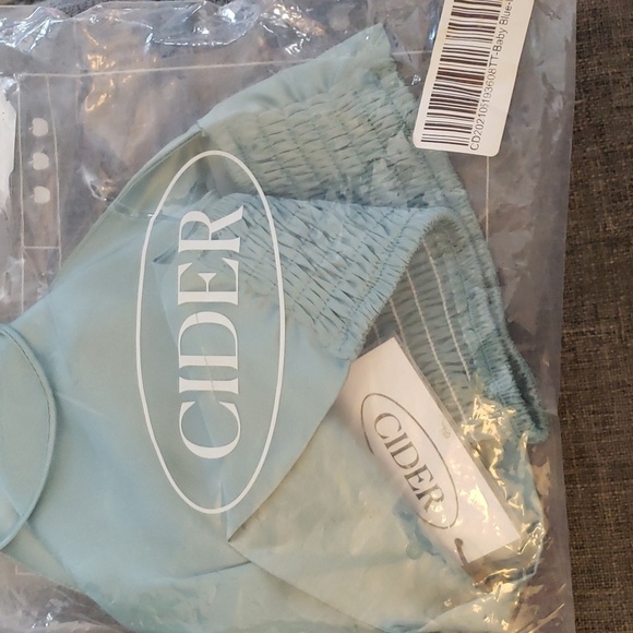 Cider SOLID SATIN SHIRRED TANK TOP in Baby Blue Size Size Large - Picture 9 of 10